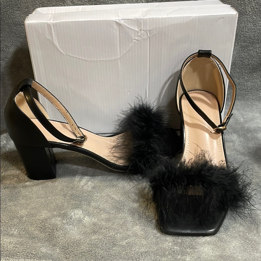 Elegant Black Feathered Women's Heels